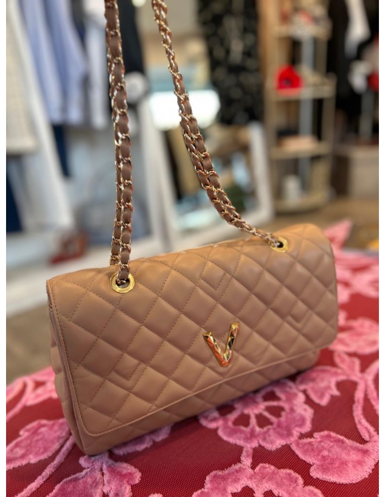 BORSA IN PELLE TRAPUNTATA...